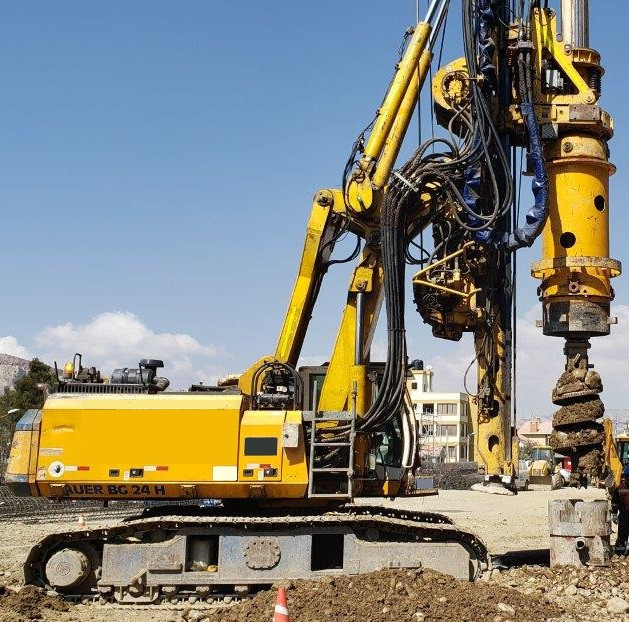 Bauer BG 24H Rotary Bored Piling Rigs 