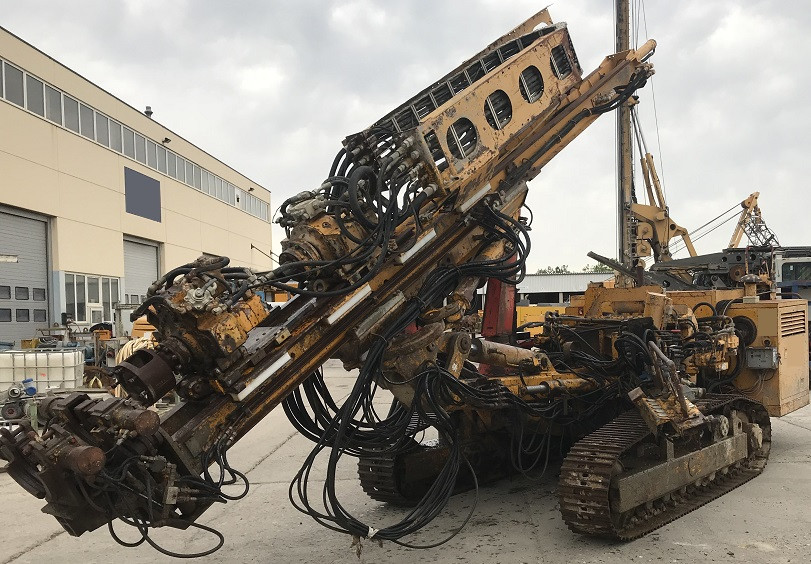 Klemm KR806-3
