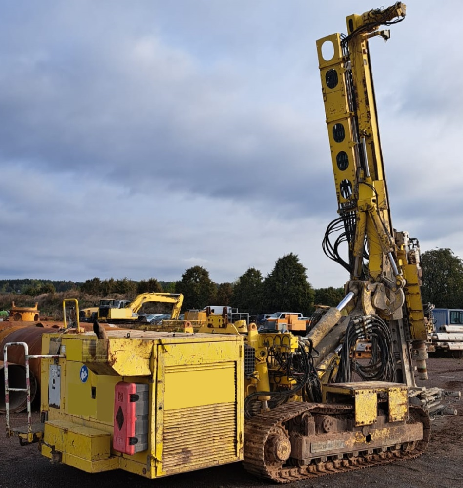 Klemm KR 806-3D for sale | PF 39677 | Used Klemm KR 806-3D Mini Piling ...
