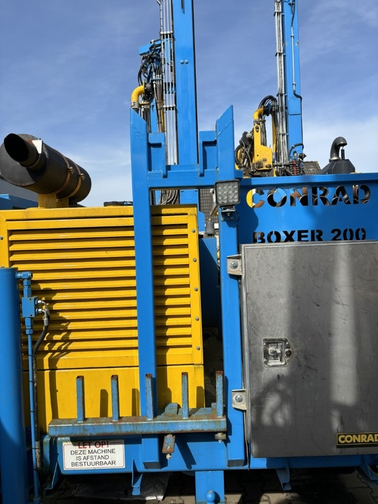 Conrad Boxer 200